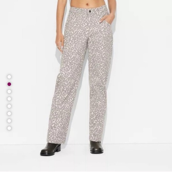 LIKE NEW Wild Fable Leopard Barrel Jean - Picture 1 of 9
